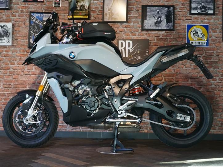 BMW S 1000 XR Carbon Dynamik- Touring- Carbon Pakete