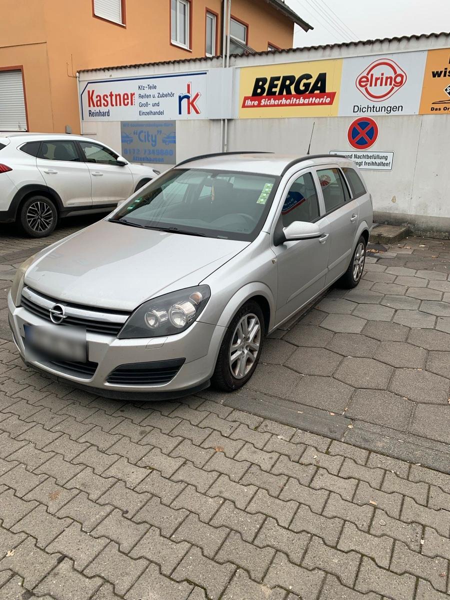 Opel Astra 2006 — engine 110 HP (81kW)