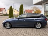 BMW 318i Touring FACELIFT ABSTANDSTEMP DAB NAVI - BMW 318 mit Benzin-Antrieb