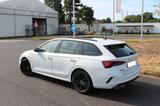 Skoda Octavia Combi RS 4x4 *Panorama*4xSHZ*HUD*ACC*AHK - Skoda Octavia aus 2024