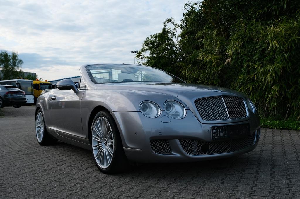 Bentley Continental GTC
