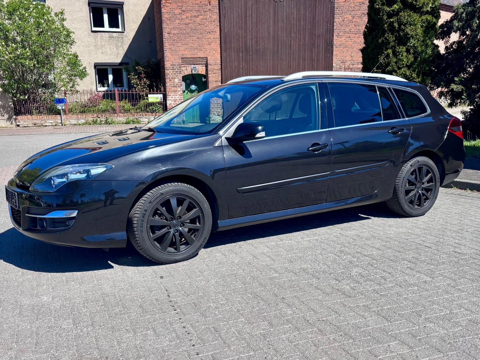 Renault Laguna Grandtour 2.0 16V 140 ch E85 • Flexfuel • Clim auto • Régulateur • Radar de recul