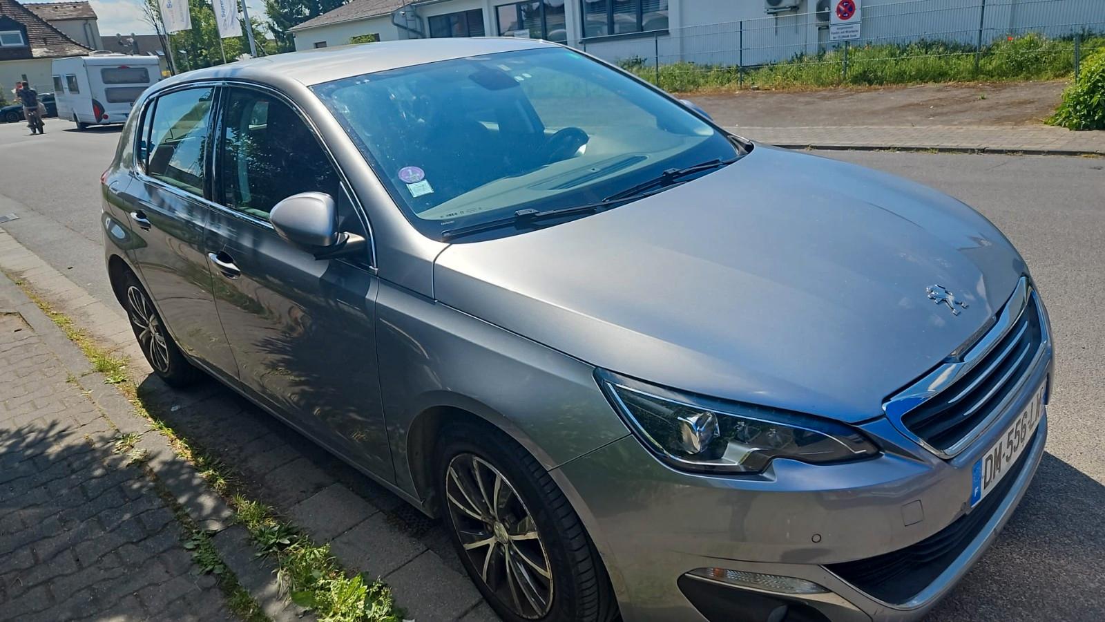 Peugeot 308