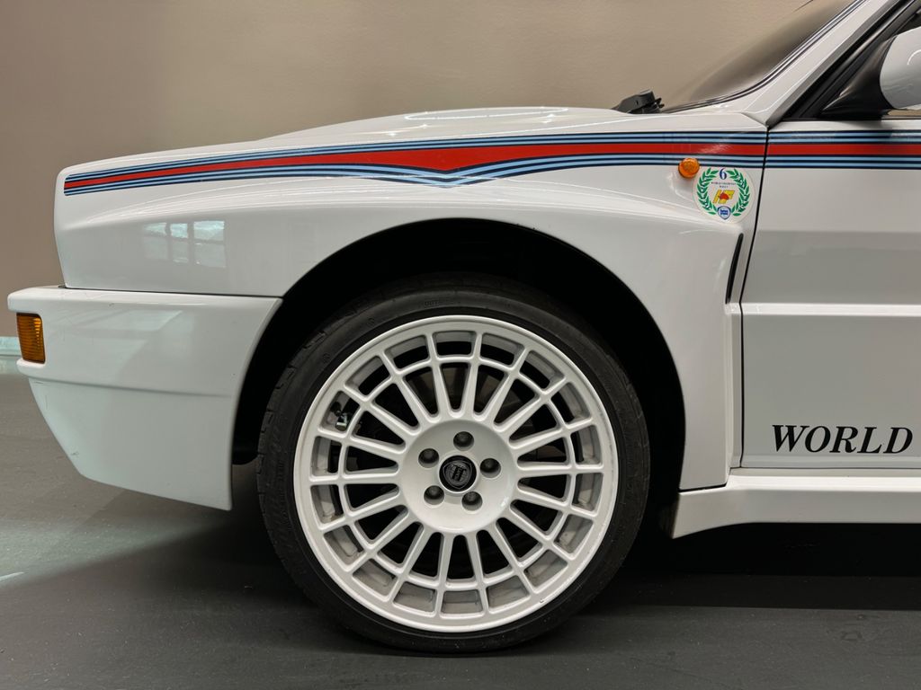 Lancia Delta Integrale 2.0 16V Turbo HF*EVO I*MARTINI*