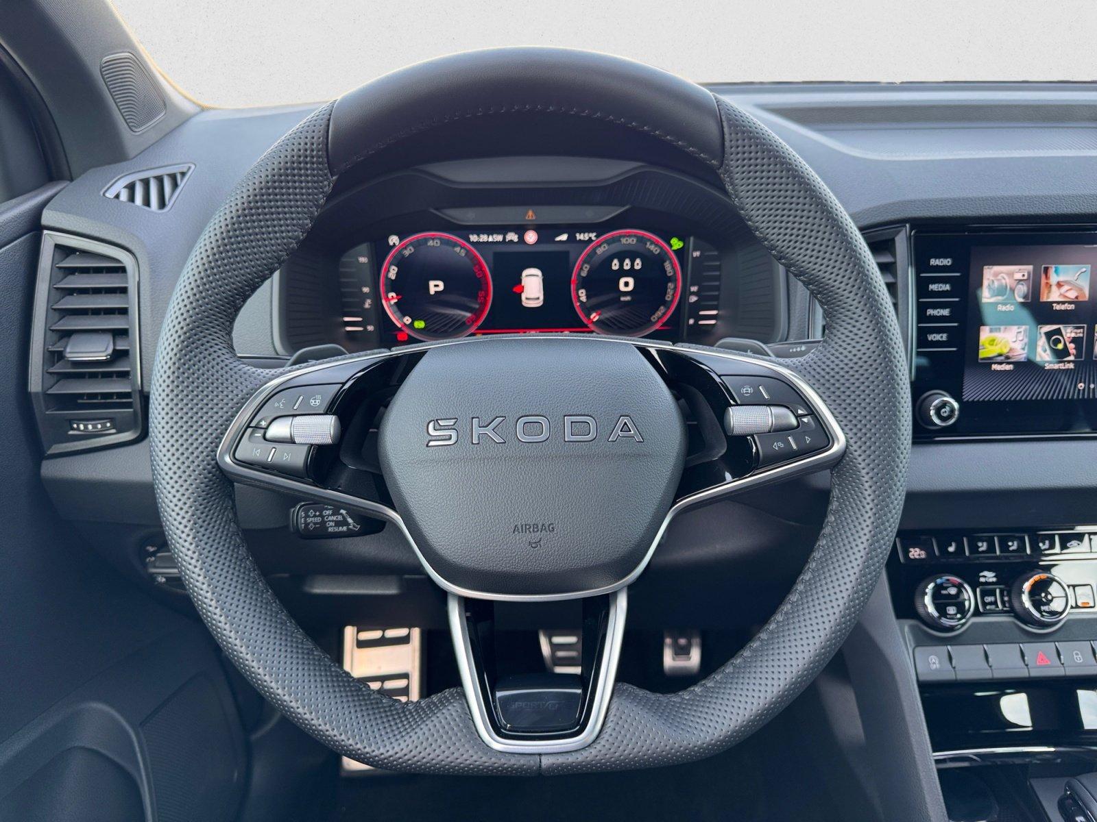Skoda Karoq Sportline TDI DSG|AHK|SHZ|ACC|PDC