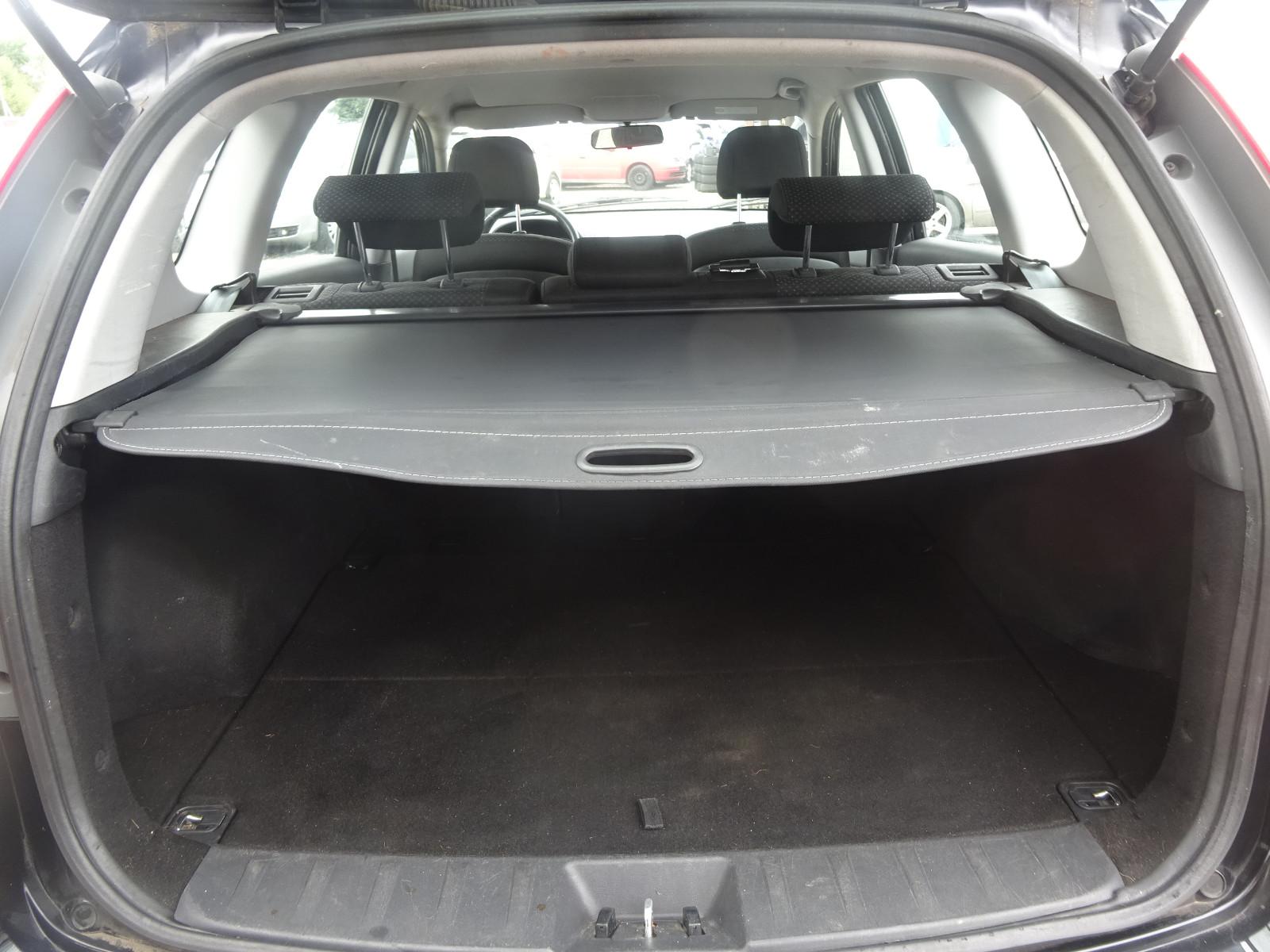 Hyundai i30 2010 — photo 10