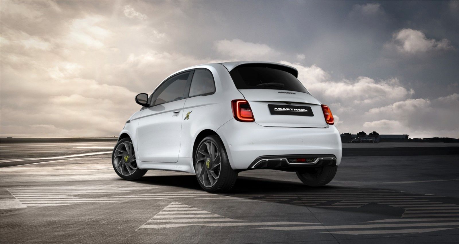 Abarth 500e Turismo + 4 Jahre Garantie imagem 3