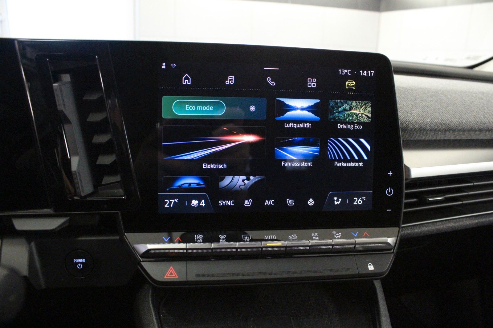 Fahrzeugabbildung Renault Megane E-Tech Equilibre Boost charge