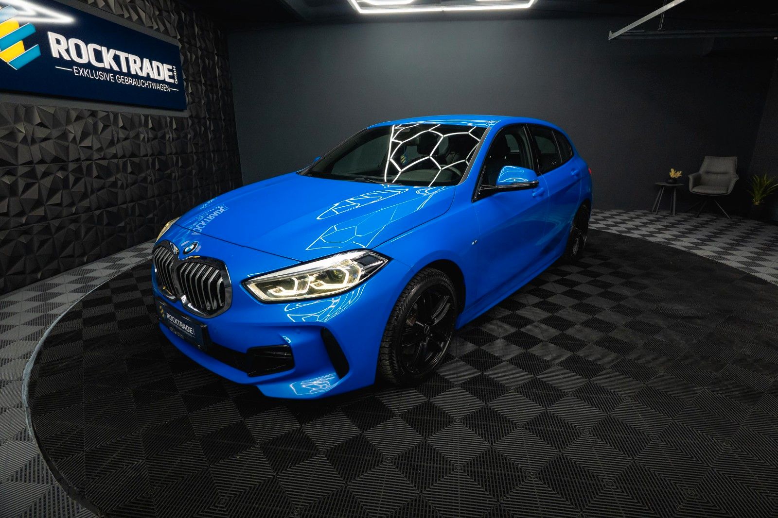 Fahrzeugabbildung BMW 118i M Sport Twin-Turbo Shadow Line *LED*DAB*