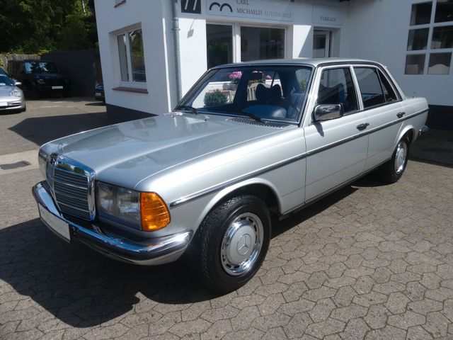 Mercedes-Benz 280 Limo, 2.Hd., AUT., Schiebedach, TOP