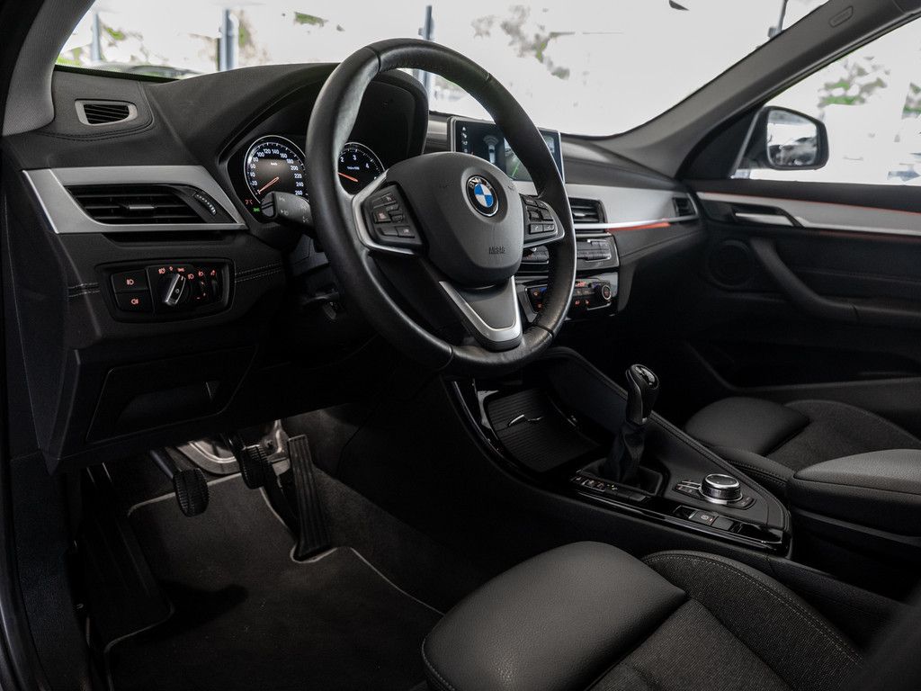 BMW X1 sDrive 18d Sport Line FACEL. LED NAVI KAMERA foto 24