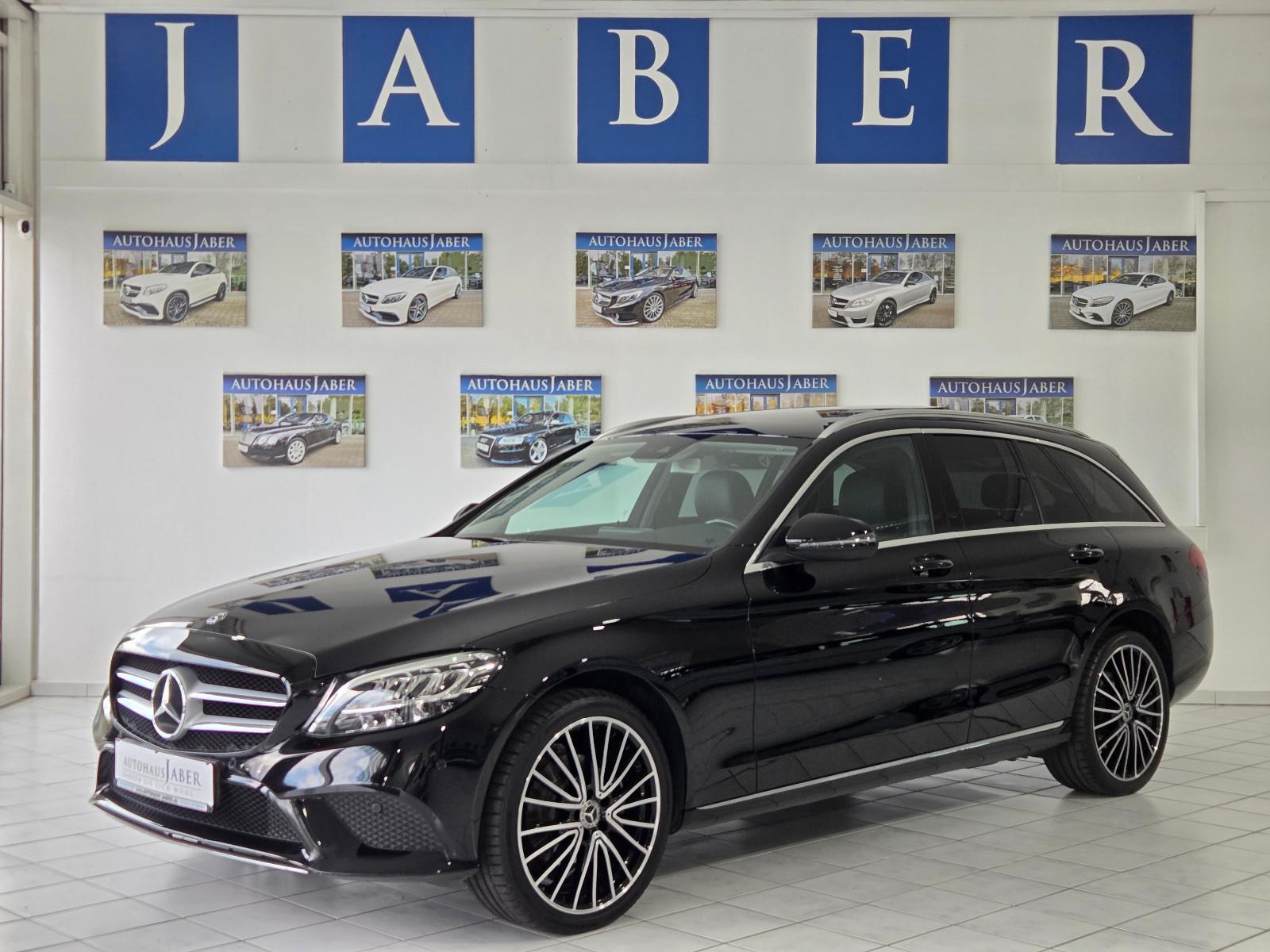 Mercedes-Benz C 220d T 4M AVANTGARDE 8xALU PANO RFK