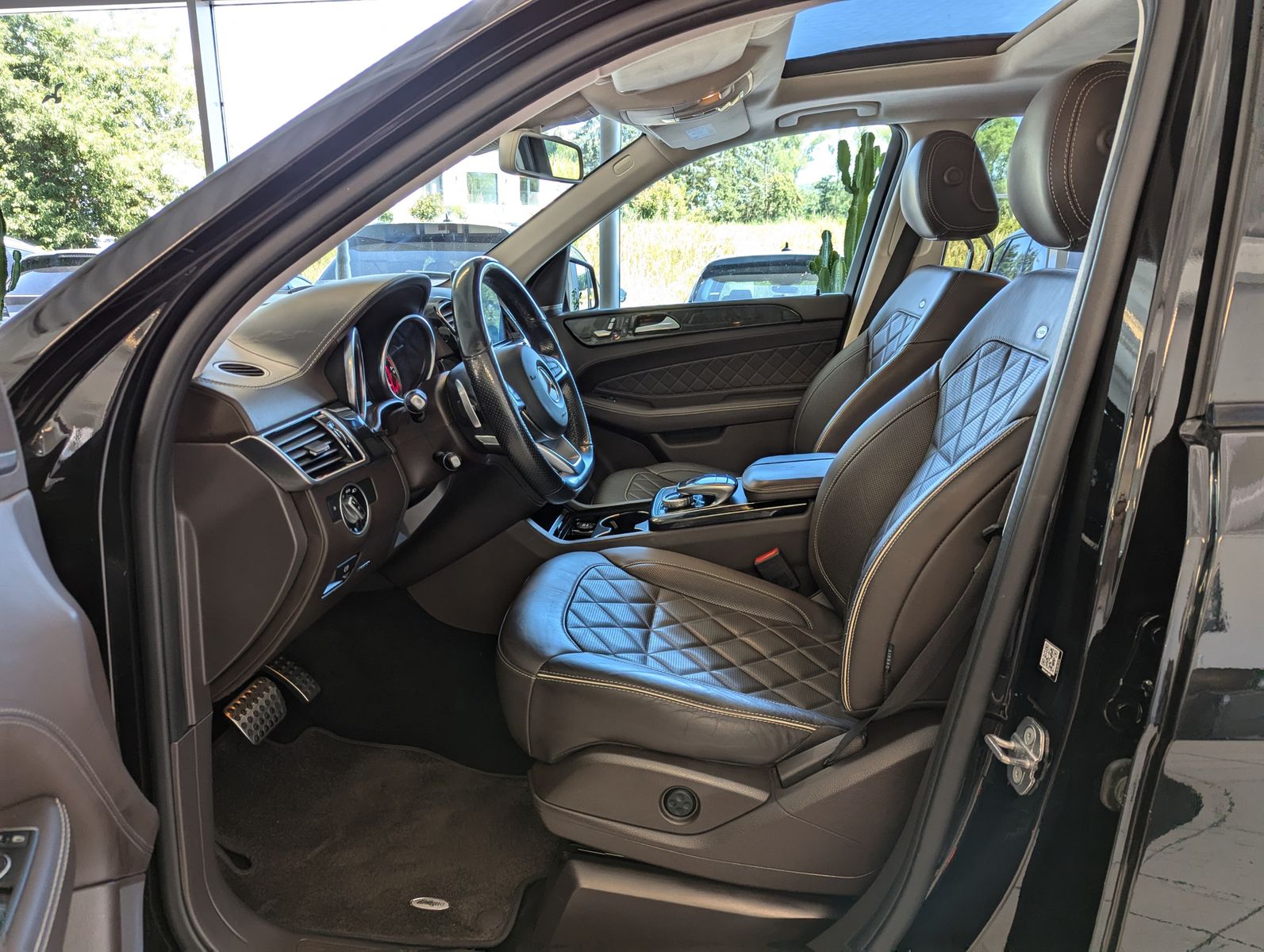 MERCEDES-BENZ GLE 43 AMG 4M Pano designo StHz ACC 360° H/K AHK - Image 13