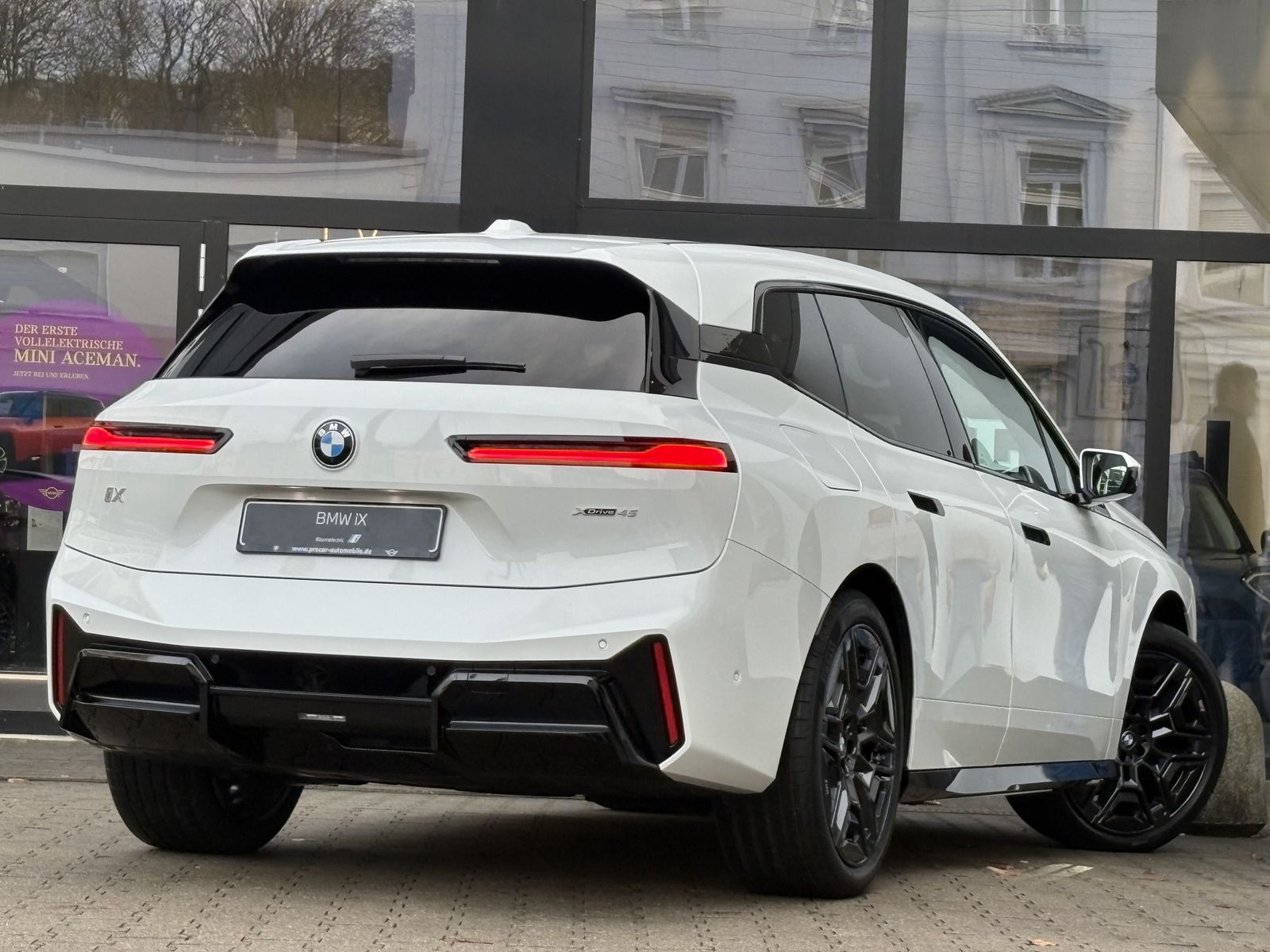 BMW iX - Bild 2