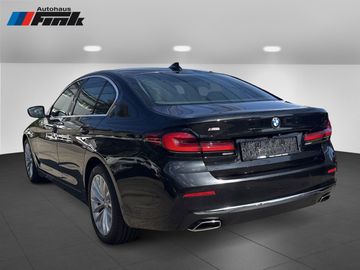 BMW 530d xDrive Luxury Line Ferngesteuertes Parken