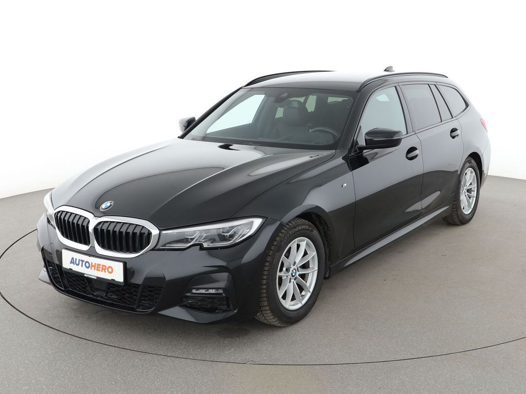 Image of BMW 320