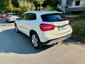 صورة 3 لـ 2014 Mercedes-BENZ GLA