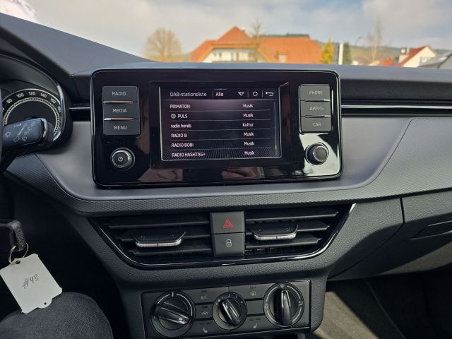 Fahrzeugabbildung SKODA Kamiq Ambition TS81/1.0 M6F