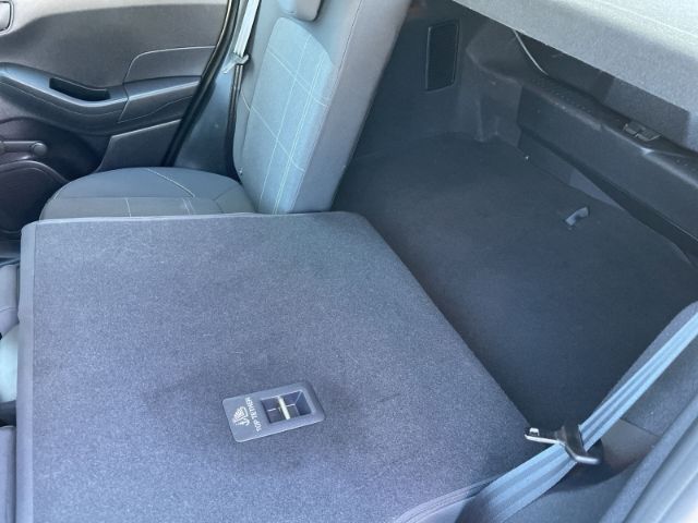 Fahrzeugabbildung Ford Fiesta 1.1 Cool & Connect Tempomat, Klimaanlage