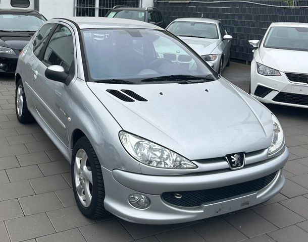 Peugeot 206 1.4 Quiksilver *ZAHNRIEMEN/INSPEK./TÜV NEU*