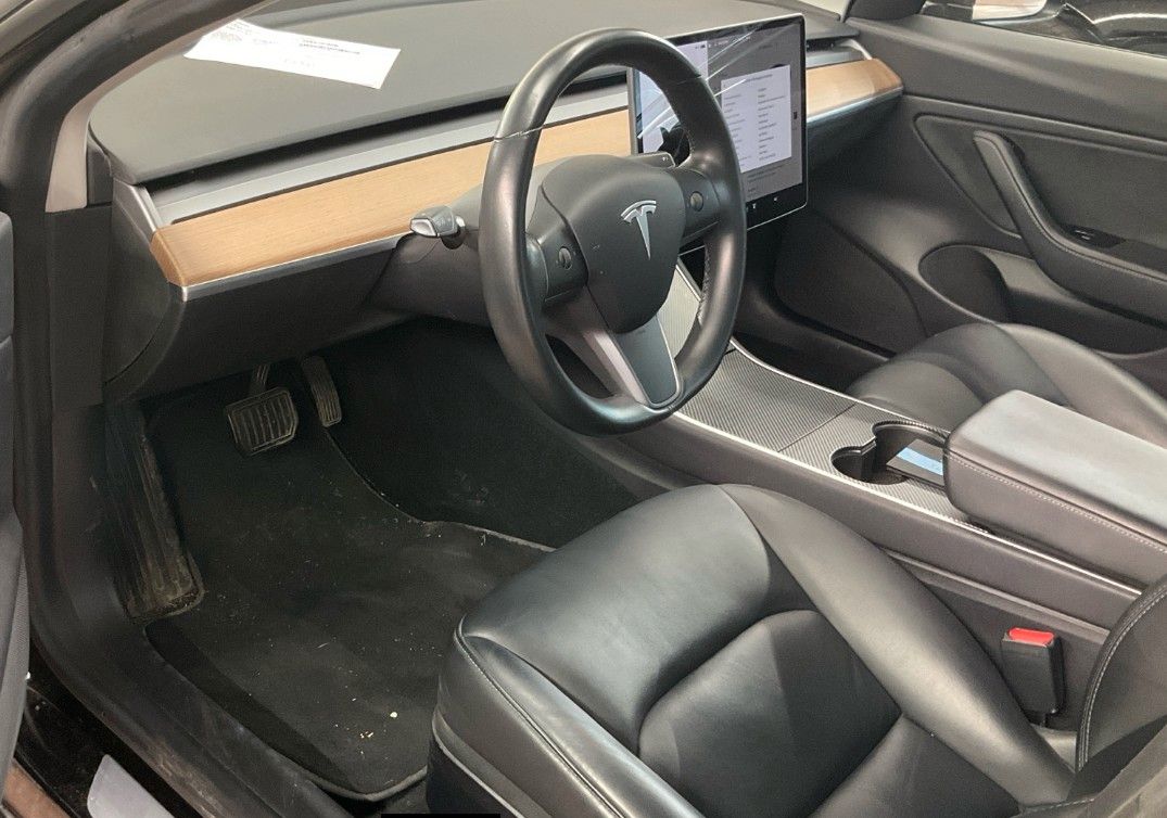 Fahrzeugabbildung Tesla Model 3 LONGRANGE DUAL-MOTOR NAVI/KAMERA/DAB/AHK