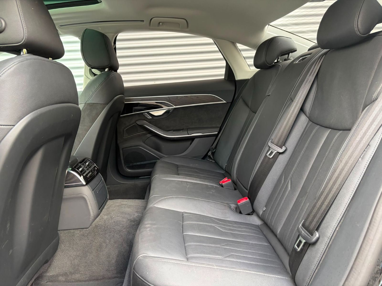 Audi A8 - Bild 15