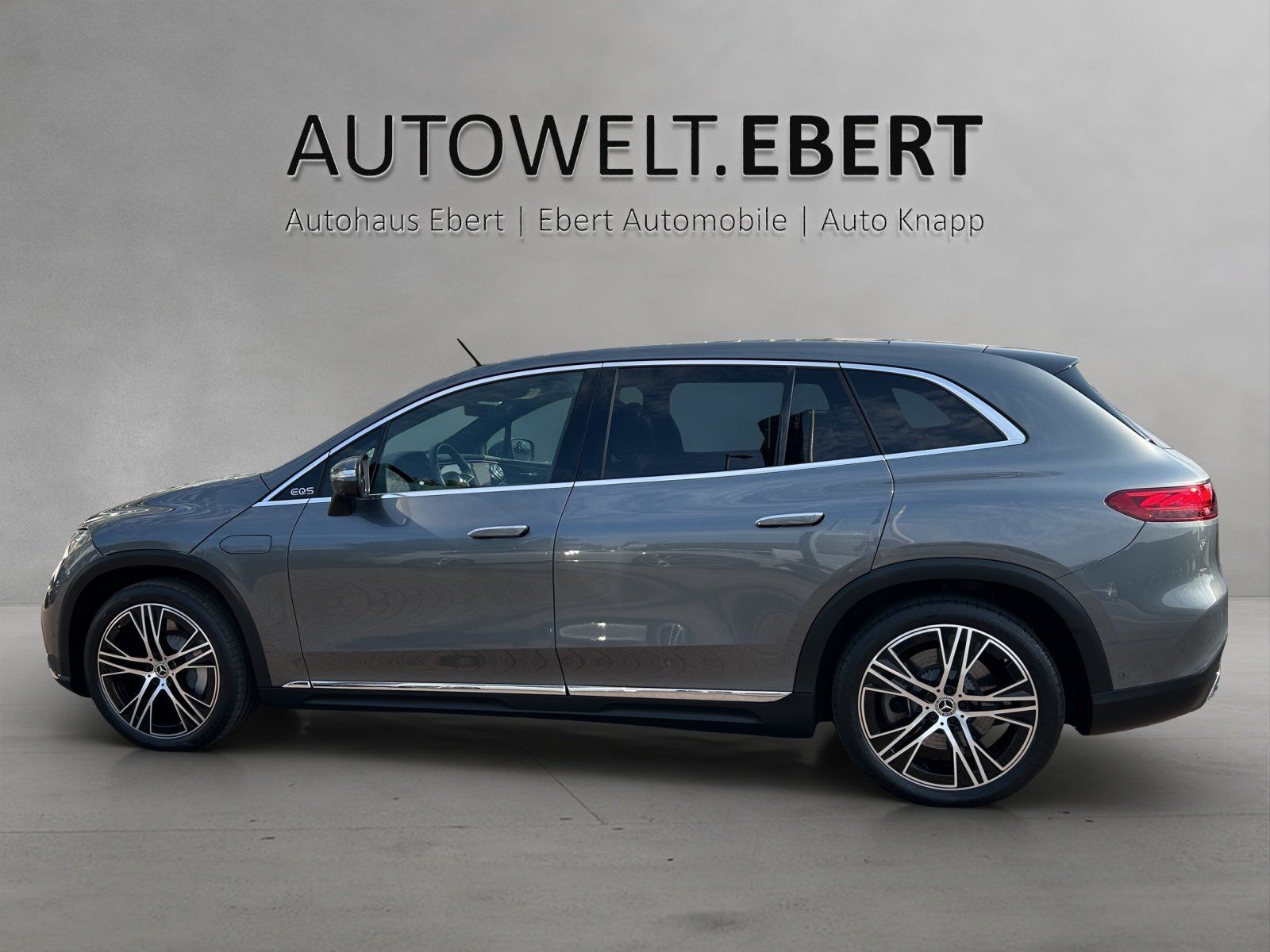 Fahrzeugabbildung Mercedes-Benz EQS 450 4M SUV Premi DISTRO Pano HYPER Sitzklima