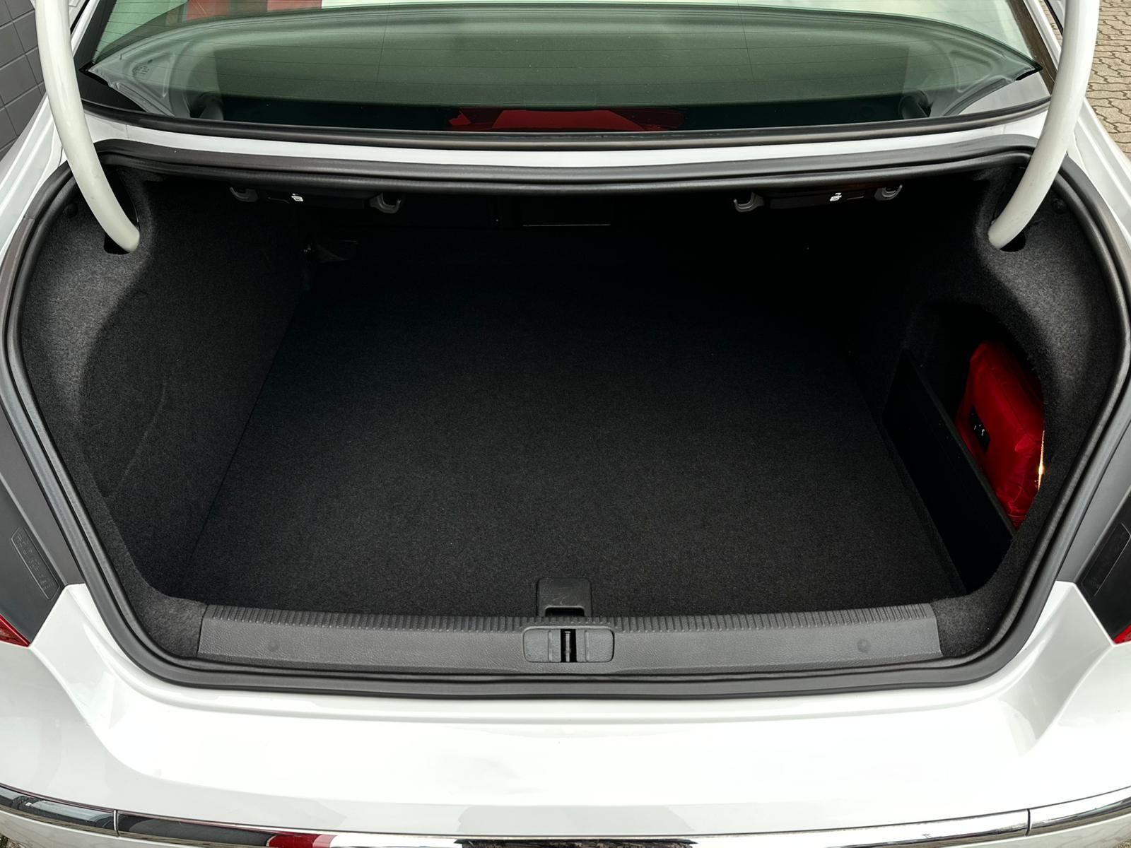 VW CC 2.0TDI *BI-XEN#TEMPO#PANO#CAM#SHZ#LEDER - Image 7