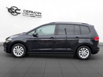 Volkswagen Touran - 10