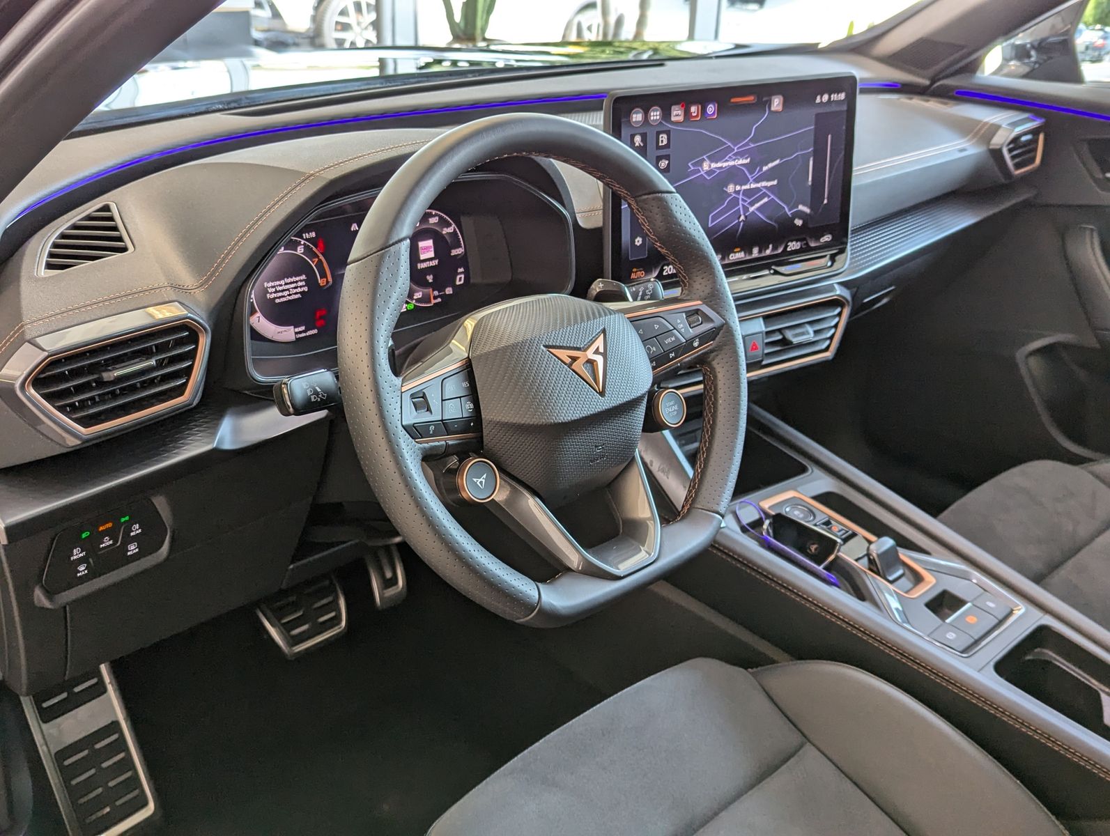 CUPRA Formentor 1.5 eTSI Pano Sennh. DCC Kamera Matrix - Image 19