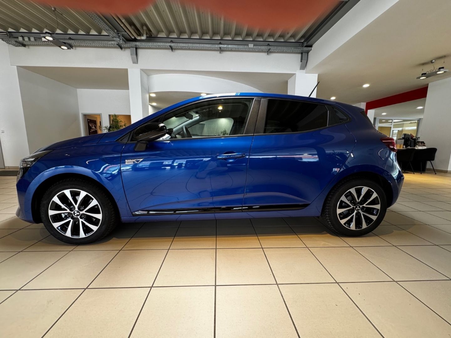 Mitsubishi Colt Plus Hybrid 5Jahre Garantie AHK Allwetterre imagem 2
