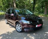 Volkswagen Touran BMT/Start-Stopp - Volkswagen Touran mit Benzin-Antrieb: Kleinbus