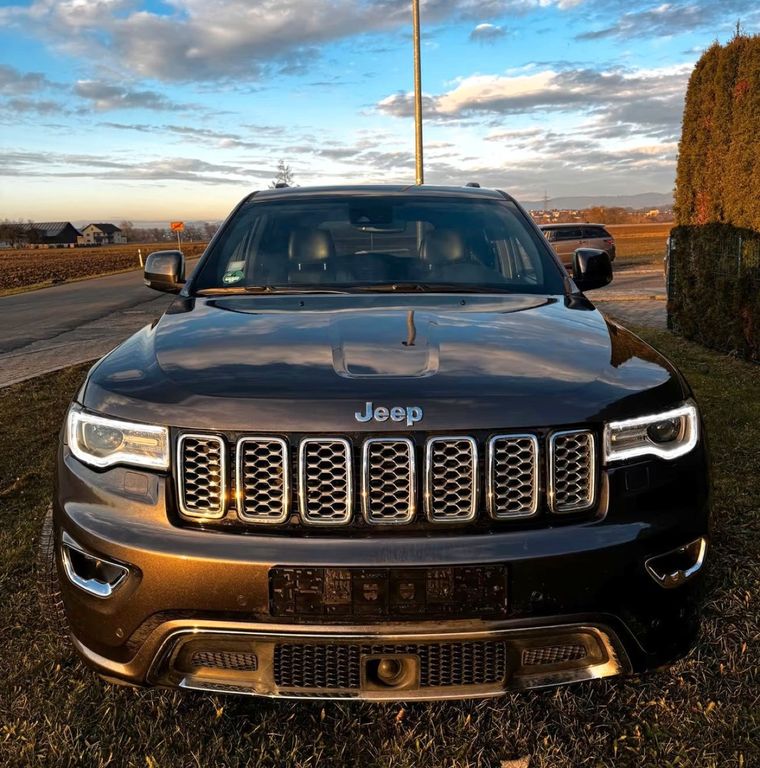 Image of Jeep Grand Cherokee