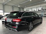 Mercedes-Benz E 53 AMG T 4M+ DISTRONIC-SCHIEBEDACH-MULTIBEAM - gebrauchte Mercedes-Benz E 53 AMG aus dem Jahr 2023
