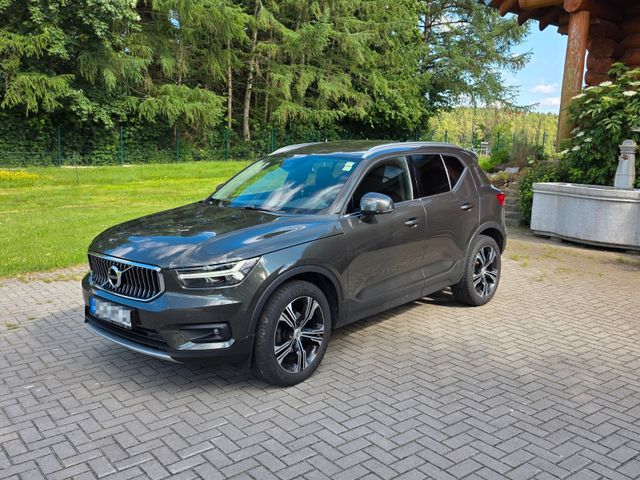 VOLVO XC 40