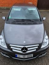 Mercedes-Benz B 170 - - graue Mercedes-Benz B 170