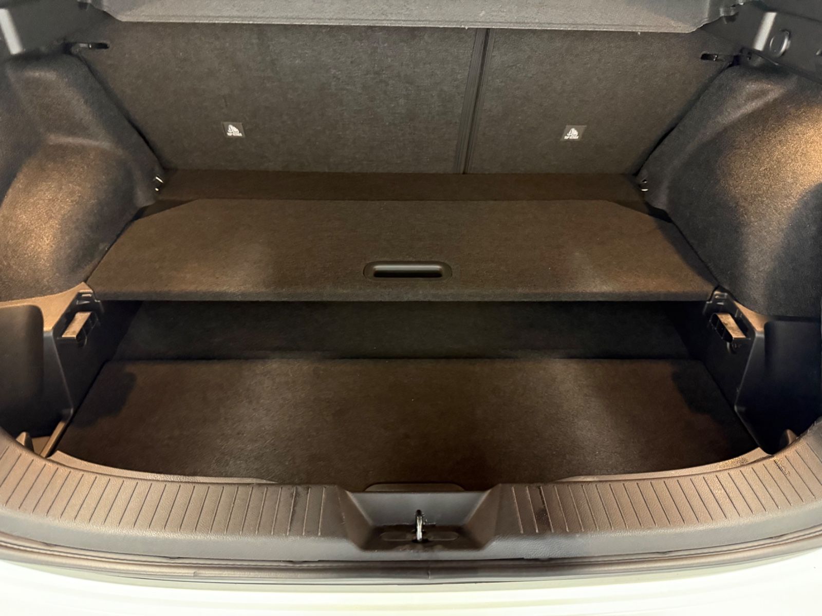 Fahrzeugabbildung Nissan Qashqai Premiere 360° Kamera, Navi, Winterpaket,