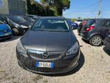 Opel Astra 1.4 GPL 2033 EXPORT / COMMERCIANTI - Opel Astra mit LPG-Antrieb: Limousine