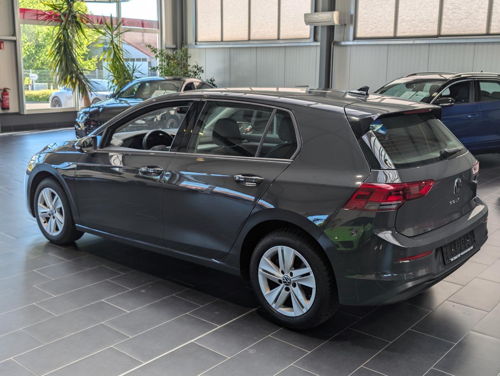 Volkswagen Golf 2.0 TDI SCR Life 1.Hand, миниатюра 2