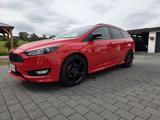 Ford Focus 1,5 EcoBoost 110kW ST-Line Red Turnier... - Ford Focus: ST Line Red