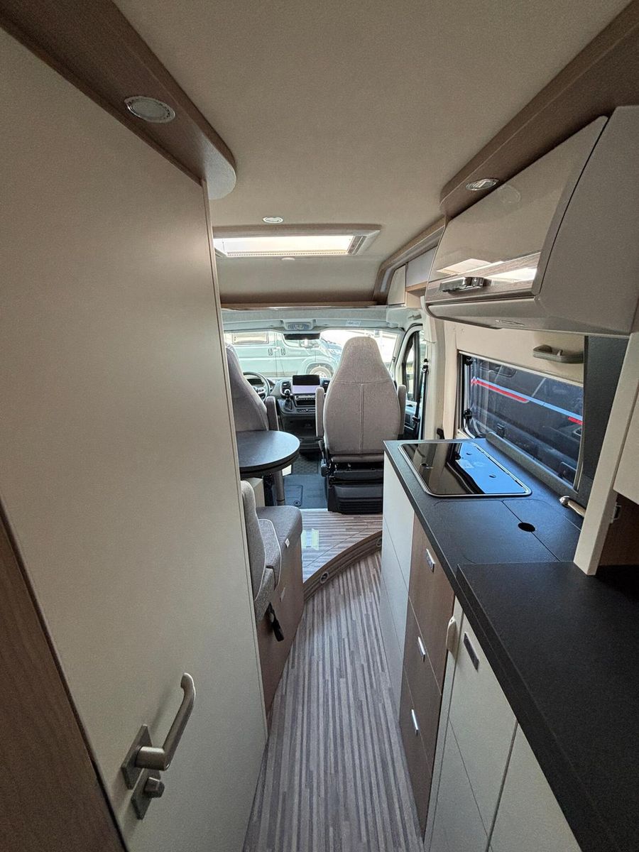 Fahrzeugabbildung Malibu Van first class - two rooms 640 LE RB Fiat