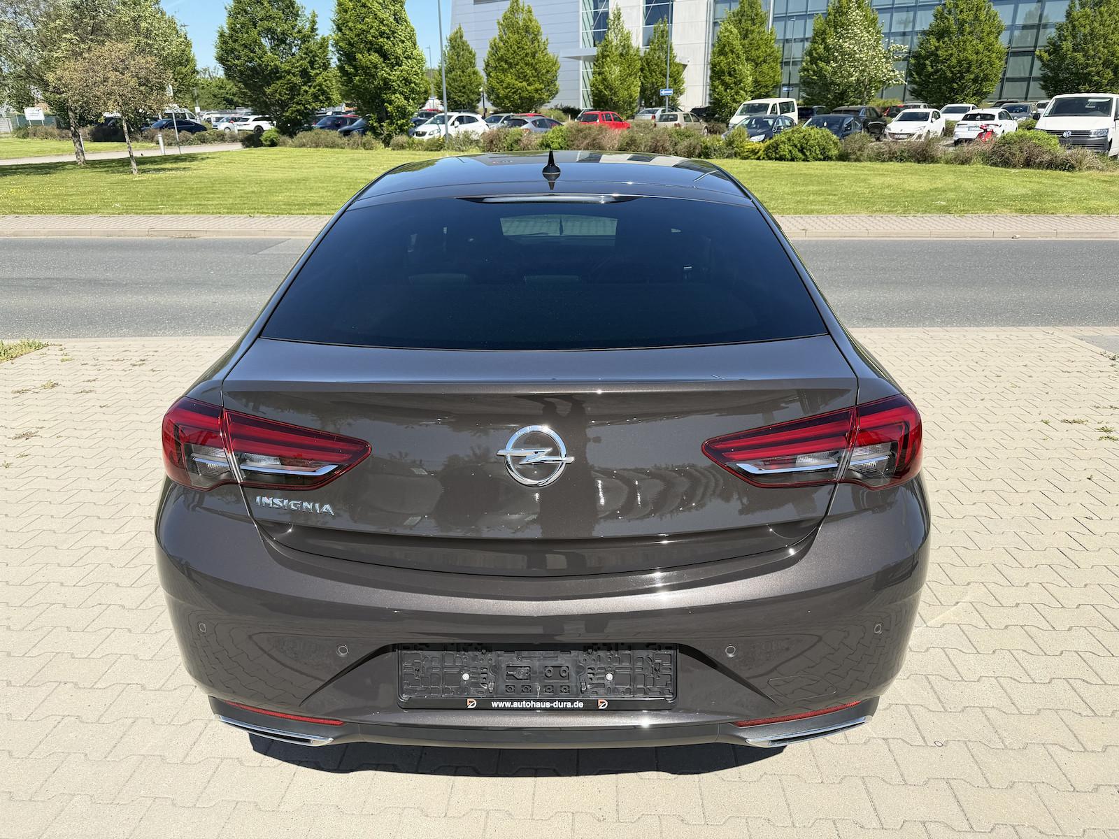 Opel Insignia 2.0 D Business Elegance Aut. Navi+Led