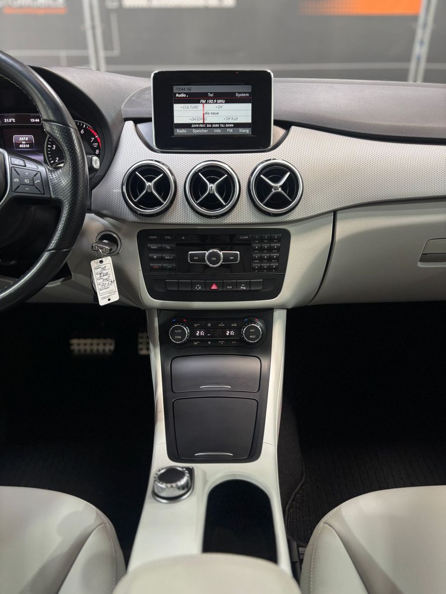 Fahrzeugabbildung Mercedes-Benz B 200 Automatik#Leder#Klima#Tempomat