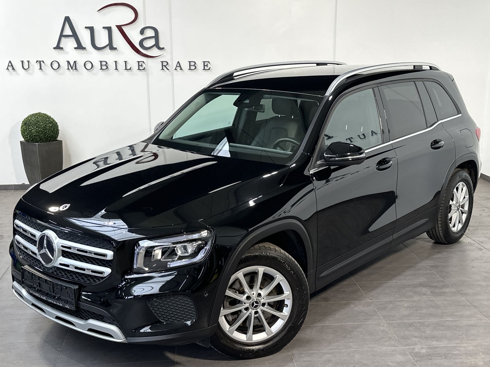MERCEDES-BENZ GLB 200d Style NAV+LED+SHZ+AHK+PARKASS+17ZO+1HD