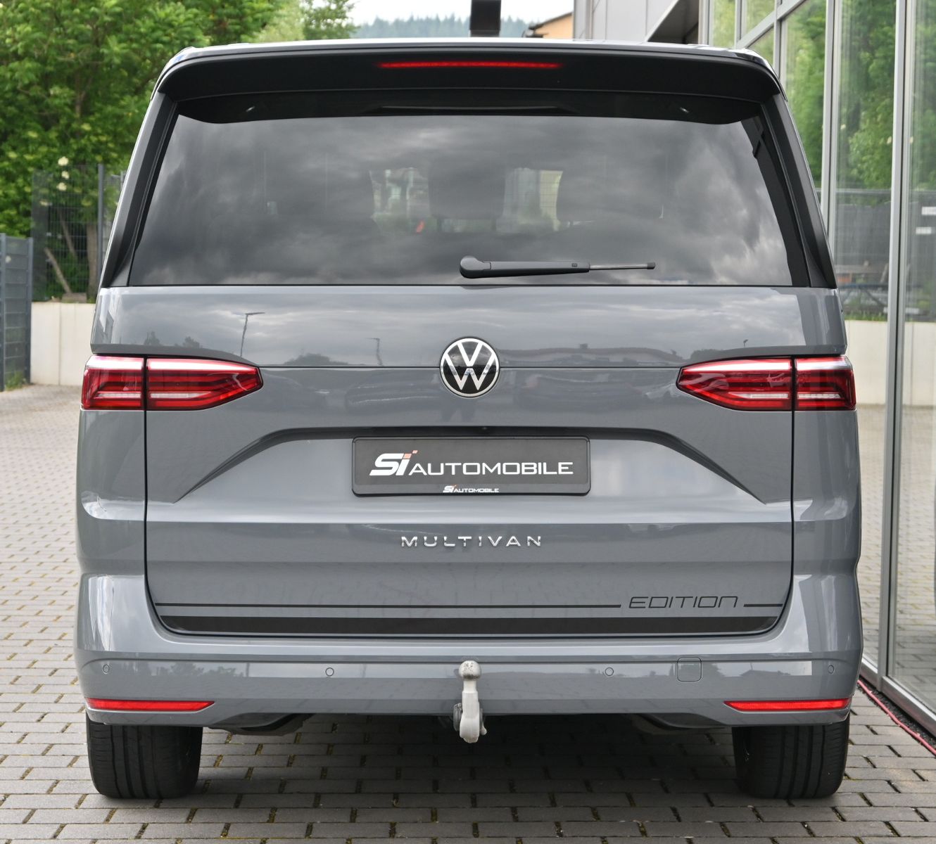 Fahrzeugabbildung Volkswagen T7 Multivan 2,0 TDI DSG Edition Lang °AHK°HUD°SH