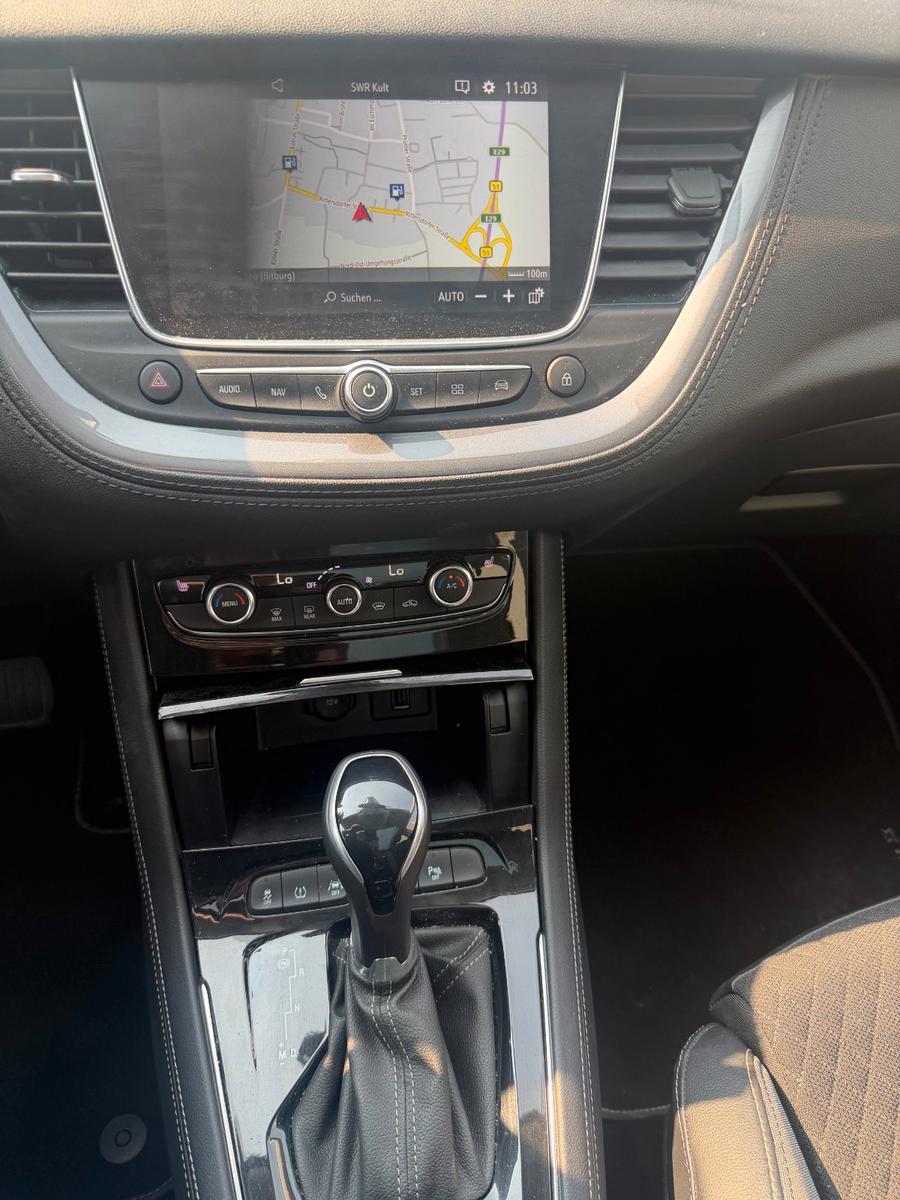 Opel Grandland (X)*Auto*Navi*RFK*Pano*AHK*LED*TÜV*Gar