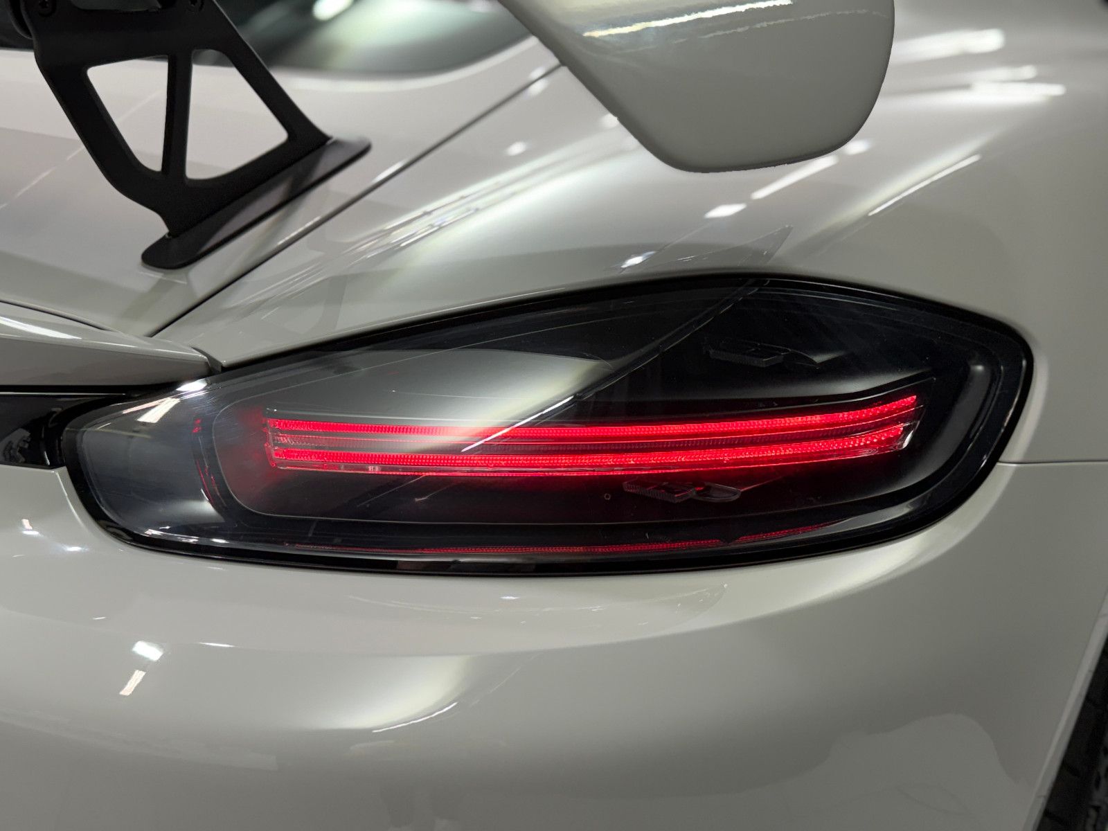 Fahrzeugabbildung Porsche Cayman GT4|918 SCHALENSITZE|PCCB|1.HAND|SCHALTER