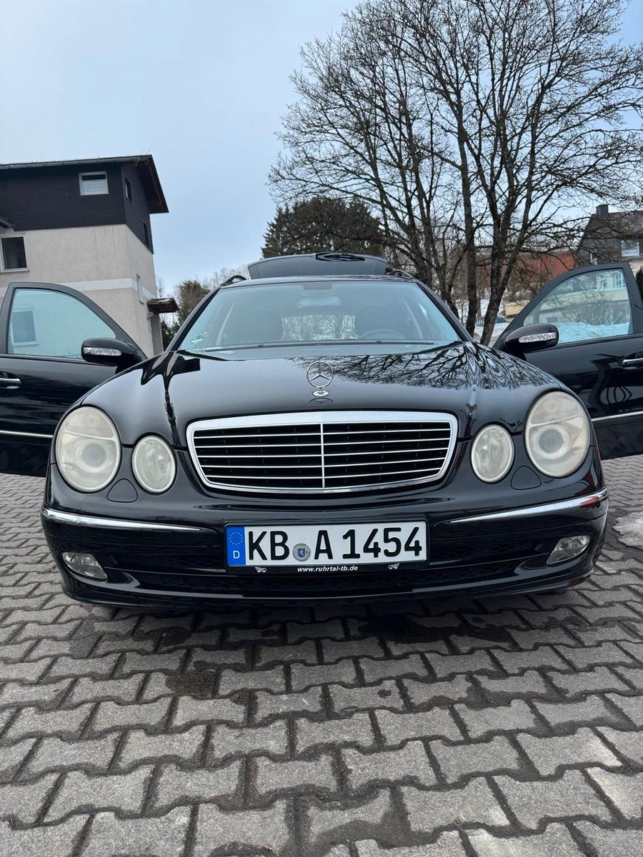Mercedes-Benz E 270