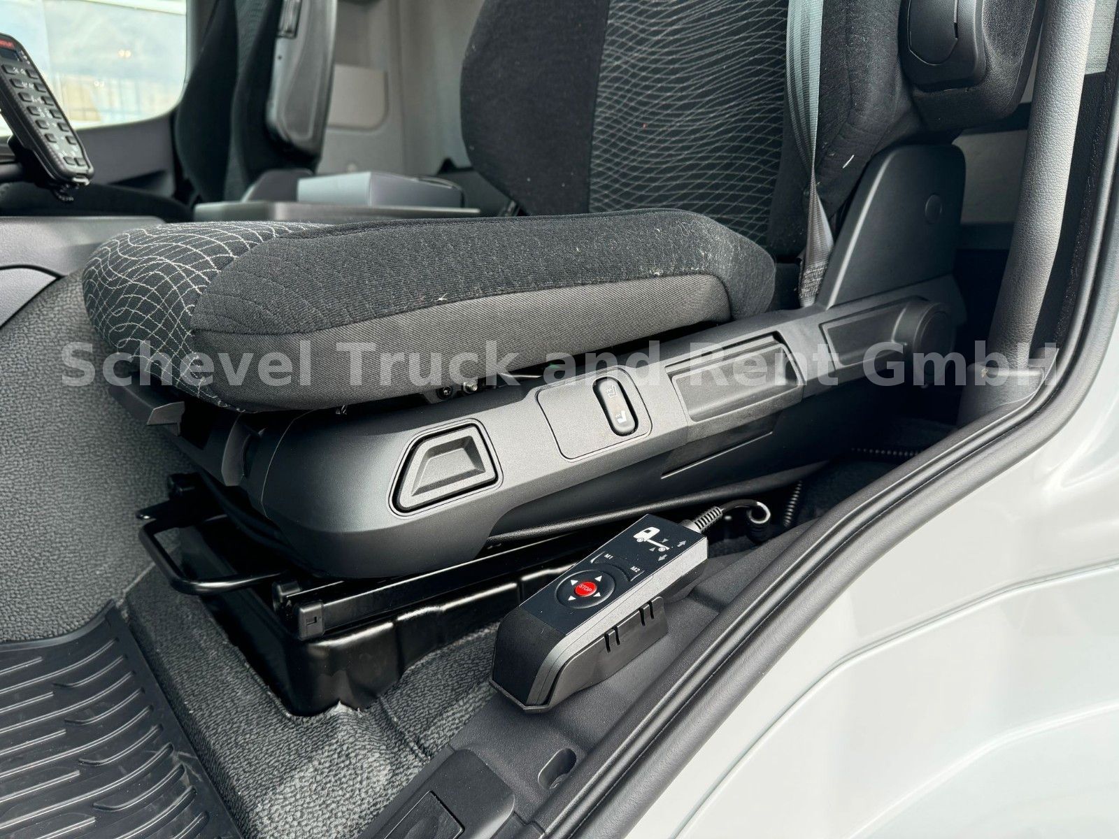 Fahrzeugabbildung Mercedes-Benz Actros 1840 L  Multilift FTR12 Absetzkipper Funk