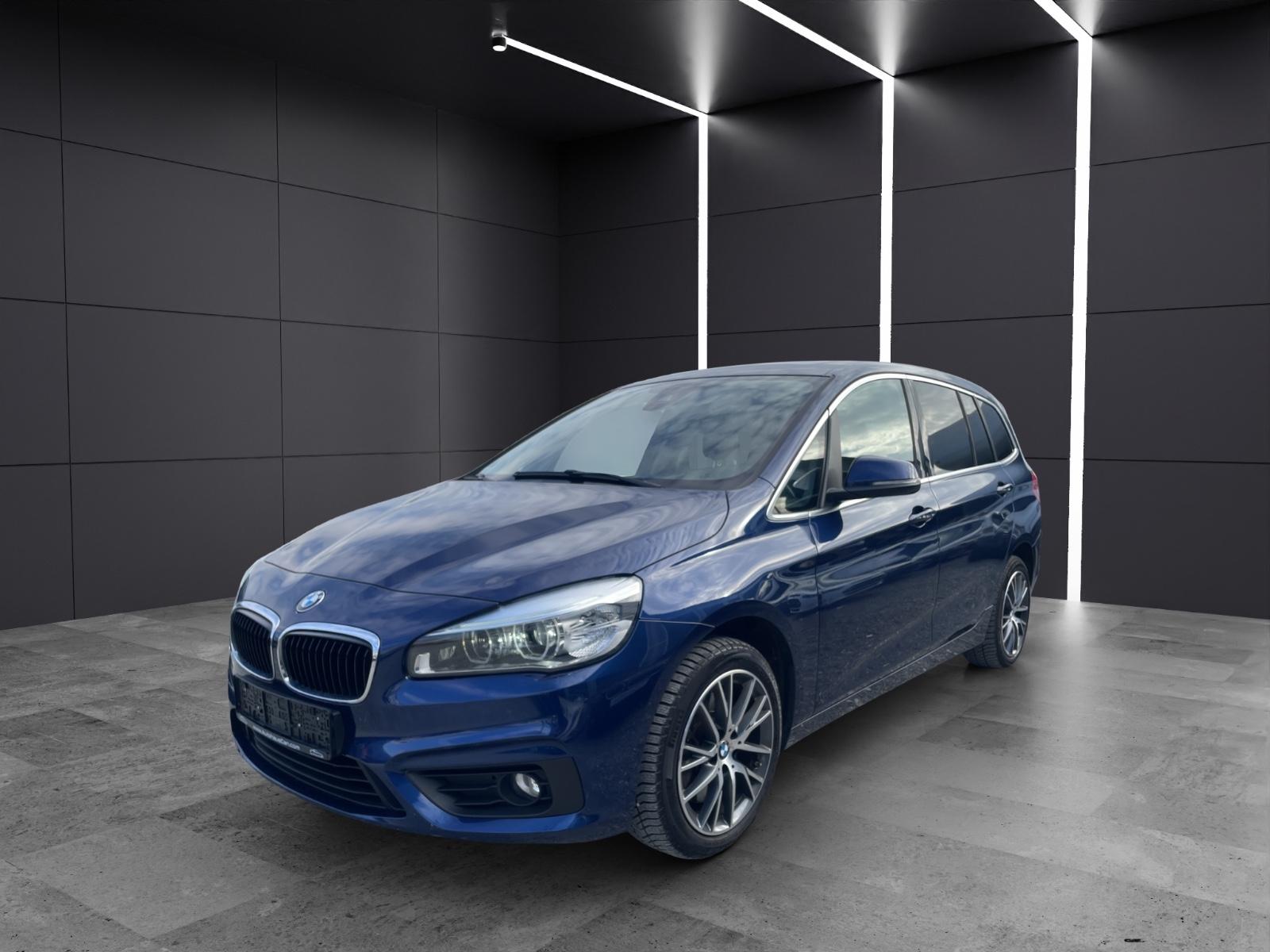 BMW 220i Gran Tourer Advantage Automatik /PANO/LED/